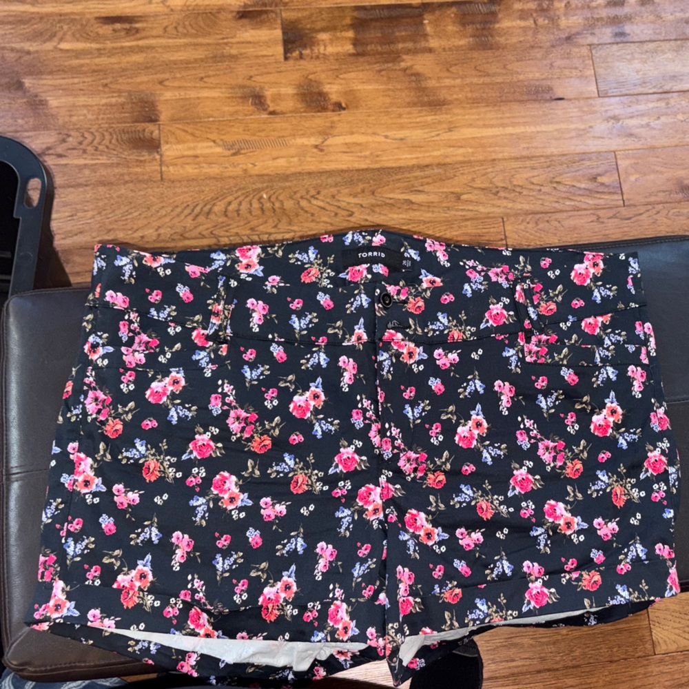 FORRR Women’s High-Waist Black Floral Shorts in Pink Rose Print